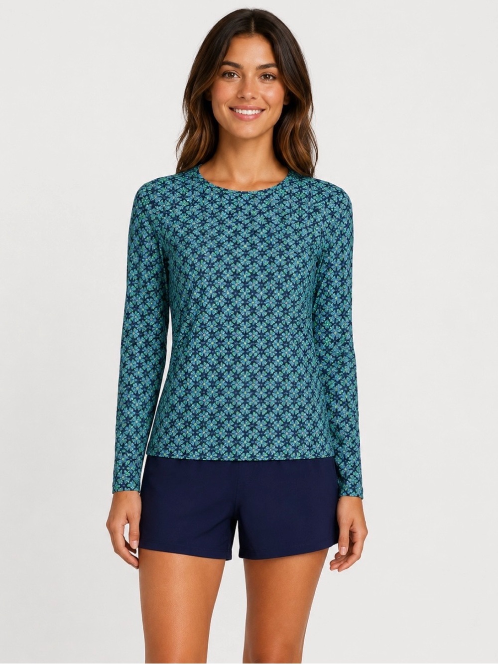 LANDSEND Women's Plus SunShade UPF 50 Long Sleeve Relaxed Rash Guard Swim Tee